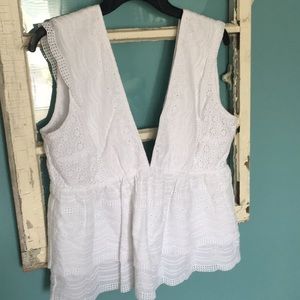 Gianni Bini Eyelet White Top Large